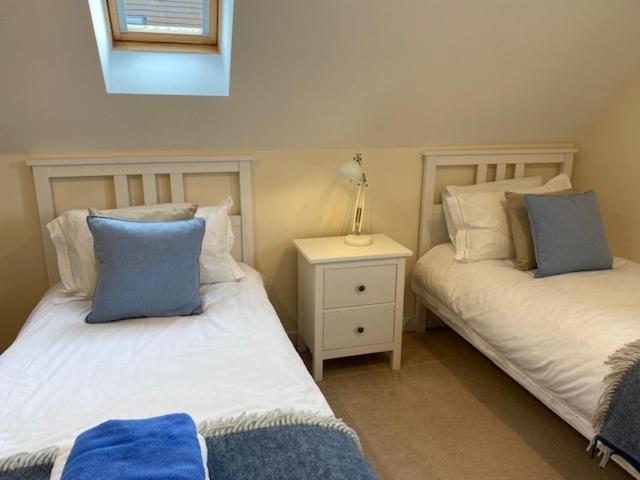 Stylish Contemporary Seaside Holiday Home With 5 Bedrooms, Sea View, Parking And Ev Point Herne Bay Buitenkant foto